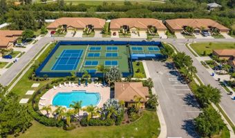 402 SENECA FALLS Dr, Apollo Beach, FL 33572