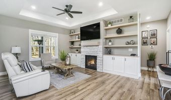 1709 Westview Dr, Allegan, MI 49010