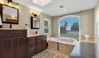 3181 Goldenspur Dr, Camarillo, CA 93010