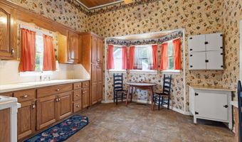 435 5th St, Ashville, AL 35953