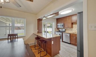 9850 Coventry Ln, Affton, MO 63123