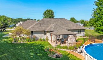 3561 GRAND MEADOWS Xing, Neenah, WI 54956