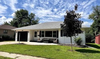 1227 E Linden St, Algona, IA 50511