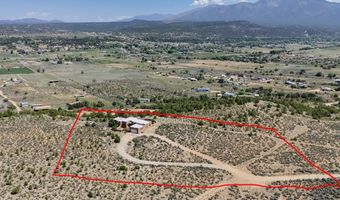 135 Los Rios Rd, Arroyo Hondo, NM 87513