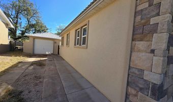 1008 Albert St, Carlsbad, NM 88220