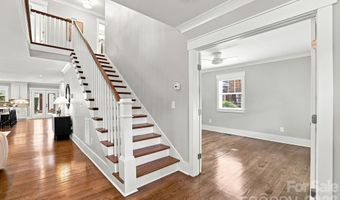 2617 Commonwealth Ave, Charlotte, NC 28205