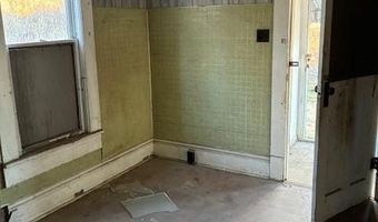 1013 Commercial St, Atchison, KS 66002
