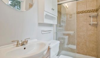 12 OVERBROOK Ln, Bel Air, MD 21014