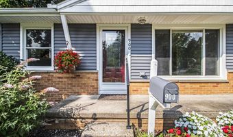 900 Barton Dr, Ann Arbor, MI 48105