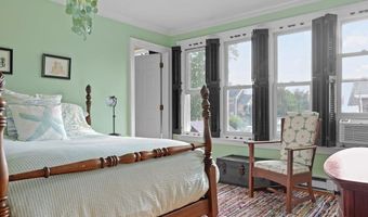 20 Lincoln St, Jamestown, RI 02835