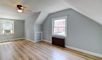2540 W Shore Rd, Warwick, RI 02889