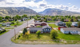 2235 Gentle St, Cody, WY 82414