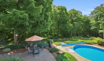 1121 Merrow Rd, Coventry, CT 06238