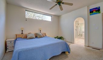 2762 Cliffrose Dr NE, Albuquerque, NM 87122
