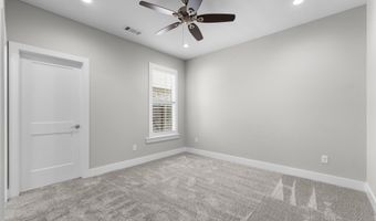 7901 S Shoreline Blvd, Benton, AR 72019