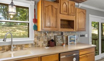 374 Briarwood Ln, Bedford, IN 47421