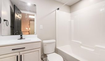 7 David Dr, Aurora, IN 47001