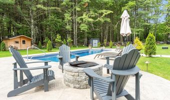 324 Old Harvard Rd, Boxborough, MA 01719