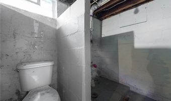 780 Minerva St, Amherst, OH 44001