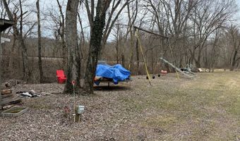 988 S Emerald Isle, Alderson, WV 24910