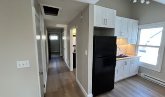 106 Stearns St 3rd floor, Bristol, CT 06010