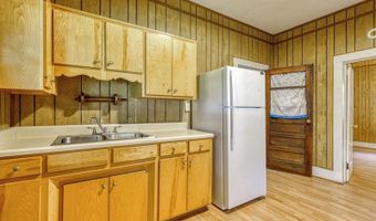 8120 2nd St, Boiling Springs, SC 29316