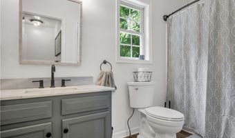 18345 Barham Woods Dr, Barhamsville, VA 23011