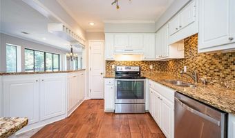 26202 Plantation Dr NE 202, Atlanta, GA 30324