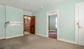 37 Main St, Cumberland, RI 02864