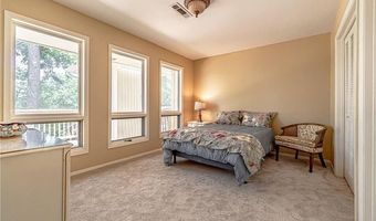 2 Mellor Ln, Bella Vista, AR 72715