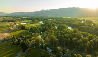 400 Lagoon Ln, Challis, ID 83226