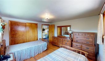 14 Temple Pl, Central Falls, RI 02863