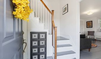 313 Berlin Rd, Bolton, MA 01740