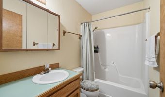 9465 Third St, Bay City, OR 97107