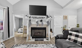 227 HOLLI Ln, Anniston, AL 36201