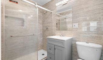 12 Homestead Pl, Branford, CT 06405
