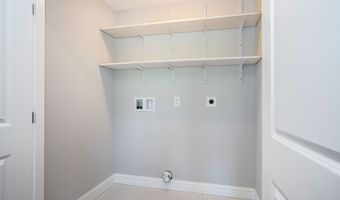 927 High Rd, Berlin, CT 06037