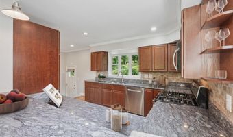 4065 TANEY Ave, Alexandria, VA 22304