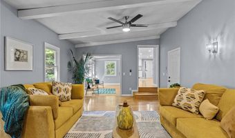 123 Stone Gate Dr, North Kingstown, RI 02852