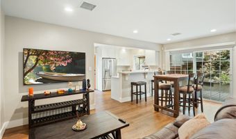 1118 N Beverly Glen Blvd, Los Angeles, CA 90077