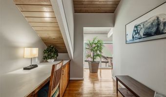 586 Kaimalino St, Kailua, HI 96734