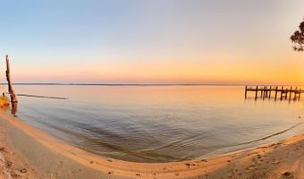 232 N Brightleaf Dr, Minnesott Beach, NC 28510