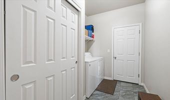 16904 E Love Ln, Benton City, WA 99320