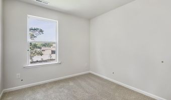 223 Maddox Dr, Aberdeen, NC 28315