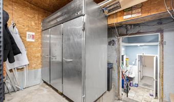 827 KENNEDY St NW, Washington, DC 20011