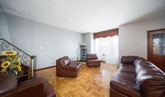 20 W 22ND St, Bayonne, NJ 07002