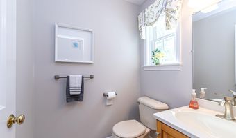 48 Cider Mill Rd, Bedford, NH 03110