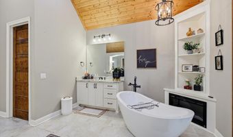1109 Foxpoint, Brandon, MS 39047