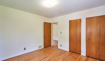 2620 Mogadore Rd, Akron, OH 44312