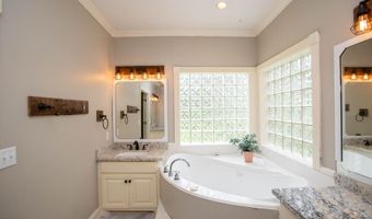 132 Pine Ridge Cir, Brandon, MS 39047